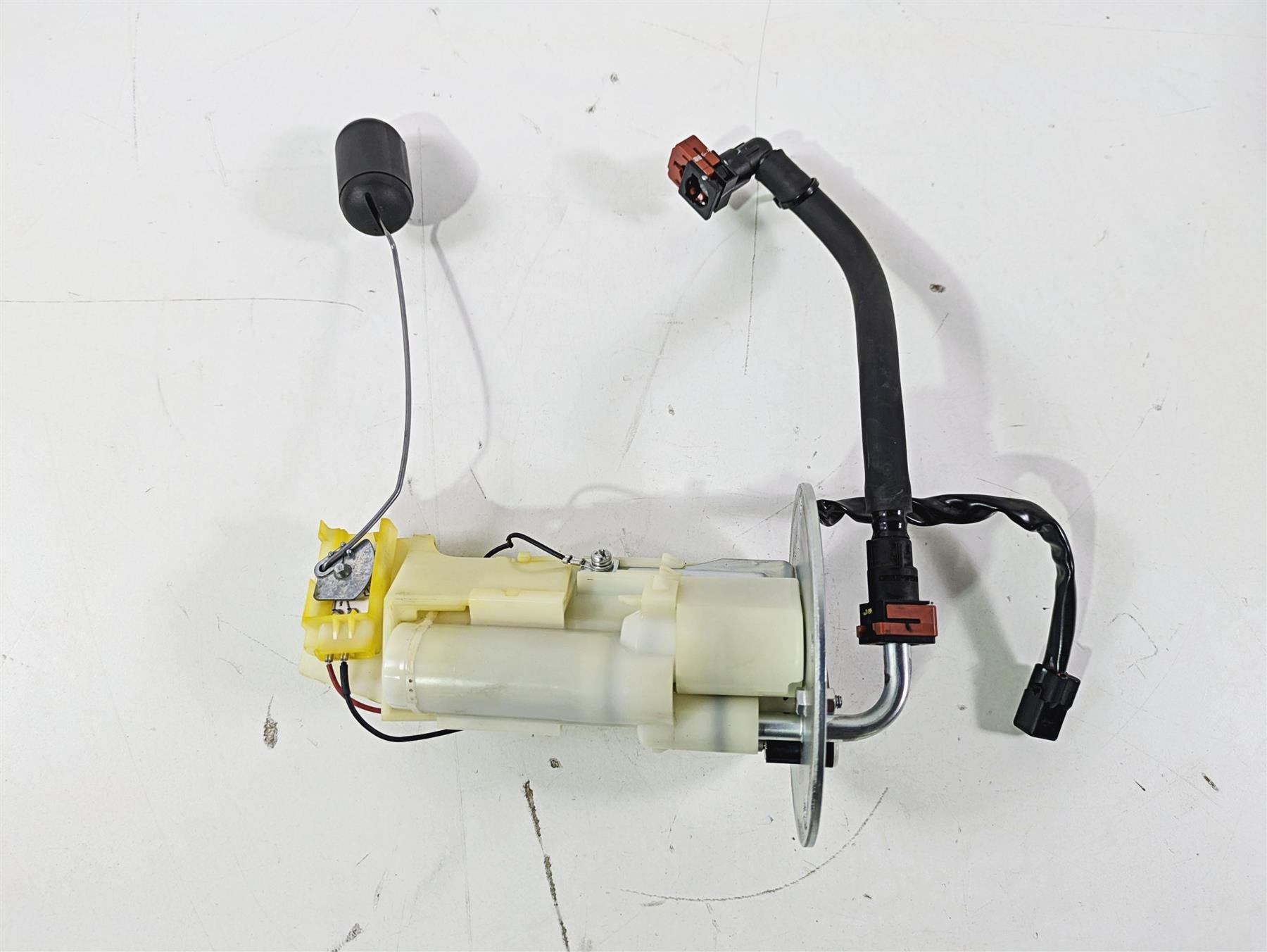 n.　400i ① 2023 Kawasaki EX400 Ninja Fuel Gas Petrol Pump - For Parts - Read