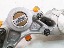 Load image into Gallery viewer, 2007 BMW R1200GS K255 Adv Lower Triple Tree Steering Clamp 31427664956 7664962 | Mototech271