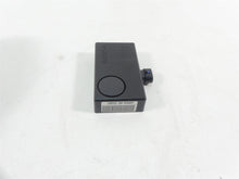 Load image into Gallery viewer, 2004 Harley FLHTC SE CVO Electra Glide Siren Control Module Box 68958-00 | Mototech271