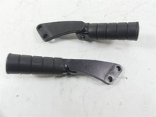 Load image into Gallery viewer, 2001 Yamaha XV1600 Road Star Rear Passenger Pillion Foot Peg Set 4WM-27430-11-00 | Mototech271