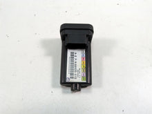 Load image into Gallery viewer, 2006 Harley Touring FLHTCUI Electra Glide Tsm Turn Signal Module 68920-01D | Mototech271