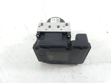 Load image into Gallery viewer, 2009 BMW R1200 GS K25 Abs Brake Pump Unit Module Gen2 34517715109 7715107 | Mototech271