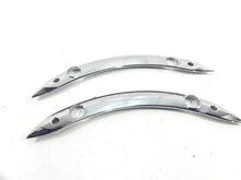 Load image into Gallery viewer, 2019 Indian Chieftain Classic Rear Fender Side Strut Braces 5139599 5139598