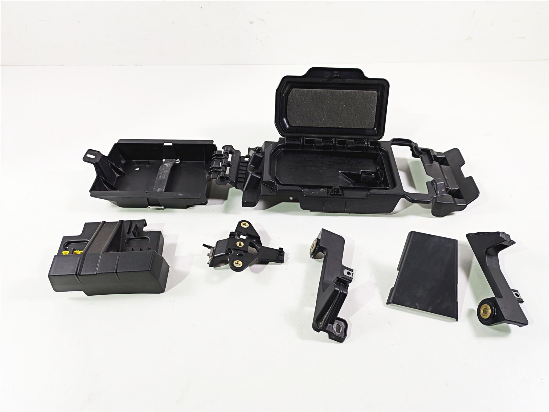 2024 Triumph Tiger 900 GT Rear Body Plastic Stay Holder Kit