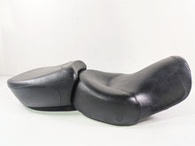 Load image into Gallery viewer, 2009 Harley FXDC Dyna Super Glide Front Rear Seat Set 22531 RDW-92/61-0067