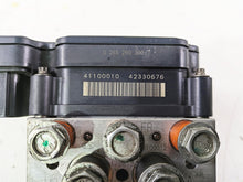 Load image into Gallery viewer, 2015 Harley Touring FLHTKL E -Glide Low Abs Brake Pump Unit Module 41100013A | Mototech271