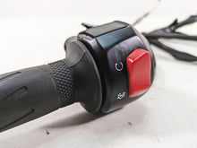 Load image into Gallery viewer, 2002 Yamaha FZ1 FZS1000 Fazer Right Hand Control Switch - Read 5LV-83975-01-00 | Mototech271
