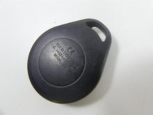 Load image into Gallery viewer, 2006 Harley Touring FLHTCUI Electra Glide Tssm Turn Signal Module Fob 68922-00 | Mototech271