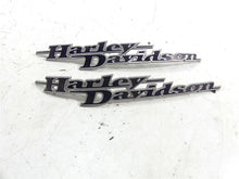 Load image into Gallery viewer, 2015 Harley Touring FLHXS Street Glide Fuel Gas Tank Emblems 62435-11 62437-11