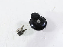Load image into Gallery viewer, 2018 Harley Softail FXFBS Fat Bob Fuel Tank Gas Cap + Key Set 61100124A | Mototech271