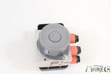 Load image into Gallery viewer, 2017 Ducati Panigale 959 ABS Brake Pump Module 54240421C | Mototech271