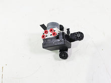 Load image into Gallery viewer, 2016 BMW F800R K73 Abs Brake Module Unit Module Pump 8556198 34518546851