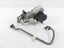 Load image into Gallery viewer, 2016 Indian Chieftain Dark Horse Throttle Body Bodies Intake Manifold  1204685 | Mototech271