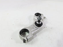 Load image into Gallery viewer, 2021 BMW R1250GS K51 Adv Lower Triple Tree Steering Clamp 31429443337