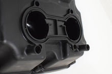 Load image into Gallery viewer, 2013 Honda GL1800 B Goldwing Airbox Filter Cleaner Housing Assembl 17231-MCA-A80 | Mototech271