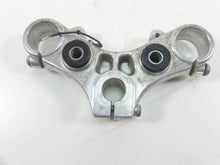 Load image into Gallery viewer, 2003 Harley Sportster XL1200 C 100th Anniv Upper Triple Tree Clamp 45739-87 | Mototech271