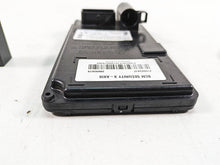 Load image into Gallery viewer, 2020 Harley Touring FLHX Street Glide Bcm X-Axis Fob Antenna Set 41000341F