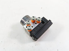 Load image into Gallery viewer, 2020 Aprilia Tuono V4 Factory Abs Brake Pump Module Unit 2D000265 2D000264