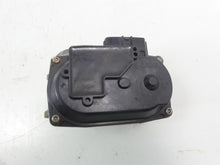 Load image into Gallery viewer, 2015 Yamaha Waverunner VX1100 Cruiser Mikuni Throttle Body 6BU-13750-00-00