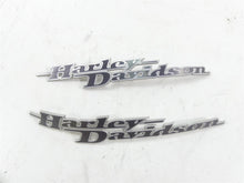 Load image into Gallery viewer, 2014 Harley Touring FLHXS Street Glide Sp L+R Tank Emblem Medallion 62435-11 | Mototech271