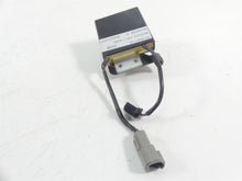 Load image into Gallery viewer, 2013 Harley VRSCF Muscle V-Rod Turn Signal Flasher Module Unit 69457-09 | Mototech271