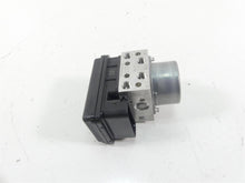 Load image into Gallery viewer, 2022 Yamaha MT09 FZ09 Abs Brake Pump Pressure Module B7N-85930-09-00 | Mototech271