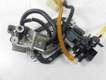 Load image into Gallery viewer, 2017 Harley FXSE CVO Pro Street Breakout Fuel Gas Petrol Pump -Tested 61000053 | Mototech271