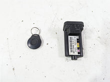 Load image into Gallery viewer, 2003 Harley Touring FLHTCUI 100TH E-Glide Tssm Security Module & Fob 68922-00B