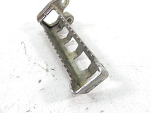 Load image into Gallery viewer, 2017 Yamaha YFM Raptor 700R SE Foot Peg Rest Set 1PE-F7411-00-00 1PE-F7421-00-00 | Mototech271