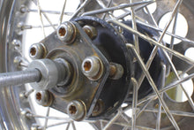 Load image into Gallery viewer, 1995 Harley FXSTS Softail Springer Rear Wheel Rim 16x5 43085-81 40976-86A | Mototech271