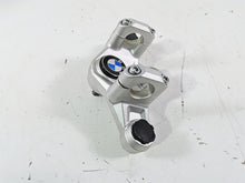 Load image into Gallery viewer, 2016 BMW R1200GS GSW K50 Upper Triple Tree Steering Clamp 31428555849 | Mototech271
