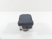 Load image into Gallery viewer, 2016 Yamaha YZF-R1 S Abs Brake Pump Module Unit 2CR-85930-09-00 | Mototech271