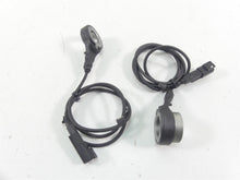 Load image into Gallery viewer, 2015 Harley FLD Dyna Switchback Abs Brake Wheel Speed Sensor Set 40682-12