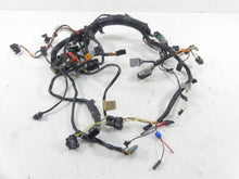 Load image into Gallery viewer, 2005 Harley Touring CVO FLHTCSE Electra Glide Front Wire Harness -Read 70232-04 | Mototech271