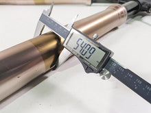 Load image into Gallery viewer, 2006 Suzuki GSXR1000 K6 Straight Front Fork Leg Set 51103-41G20 51104-41G20