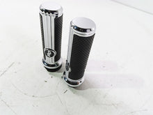 Load image into Gallery viewer, 2015 Harley Touring FLHTKL E -Glide Low Defiance Hand Grips Set 56100158 | Mototech271