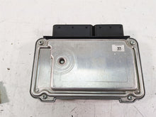 Load image into Gallery viewer, 2007 BMW R1200RT K26 Cdi Ecm Ignition Switch Key Lock Set 7704861 51257700072 | Mototech271