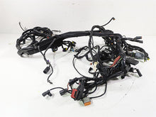 Load image into Gallery viewer, 2007 Harley Touring FLHTCU SE CVO E-Glide Main Wiring Harness Loom 70992-07 | Mototech271