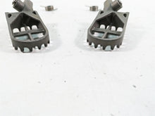 Load image into Gallery viewer, 2007 BMW R1200GS K255 Adv Front Footpeg Foot Peg Rest Set 46717694557 | Mototech271