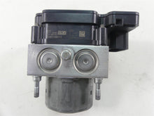 Load image into Gallery viewer, 2014 Harley Touring FLHXS Street Glide Sp Abs Brake Pump Module 41100013A