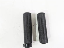 Load image into Gallery viewer, 2010 Harley VRSCF Muscle Rod Arlen Ness Hand Grip Set | Mototech271