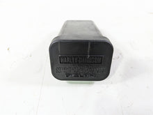 Load image into Gallery viewer, 2003 Harley Softail FXSTDI Deuce 100th Tsm Turn Signal Flasher Module 68923-00B