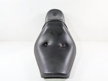 Load image into Gallery viewer, 2005 Kawasaki EN500 Vulcan Seat Saddle - READ 53001-1801-MA
