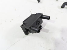 Load image into Gallery viewer, 2016 Harley Touring FLTRX Road Glide Ignition Coil & Wires Set Delphi 31696-07A | Mototech271