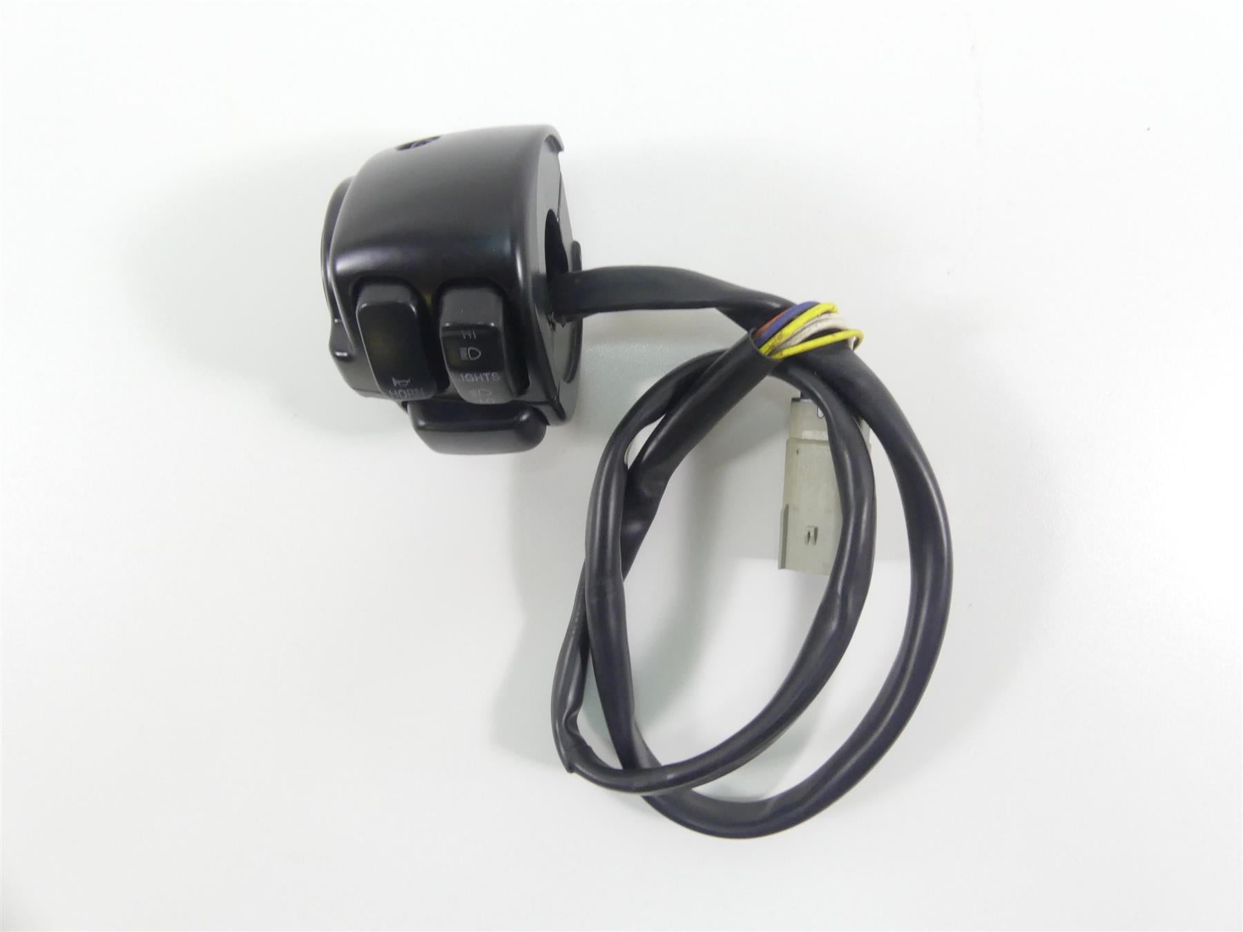 2008 Harley Softail FLSTSB Cross Bones Left Hand Signal Control Switch 71682-06A {{ shop.shopifyCountryName }} - Mototech271