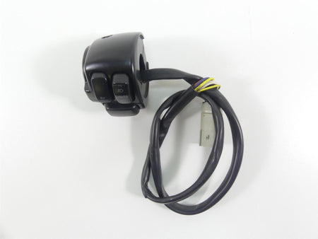 2008 Harley Softail FLSTSB Cross Bones Left Hand Signal Control Switch 71682-06A {{ shop.shopifyCountryName }} - Mototech271
