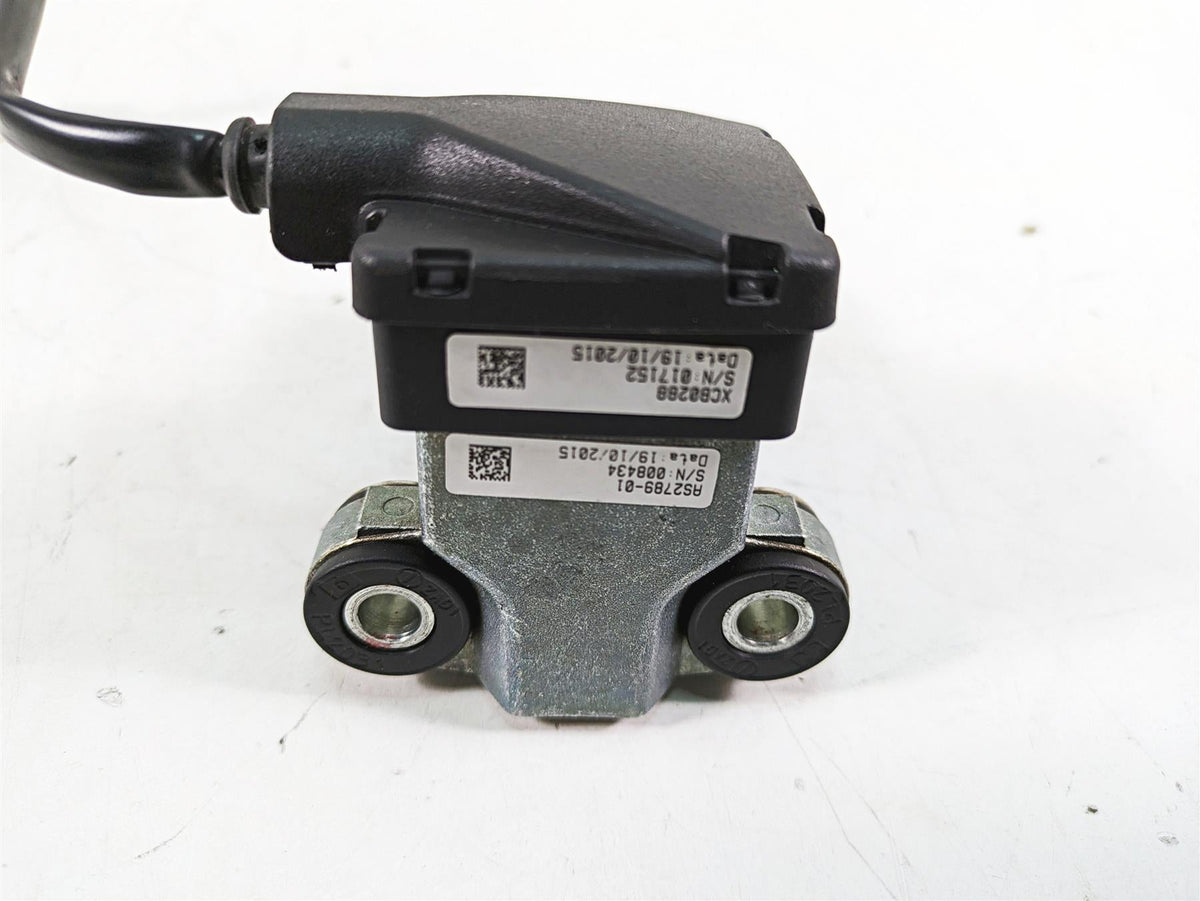 2016 Ducati Panigale 1299 S Cdi Engine Module Ignition Switch Key Set 28642521B {{ shop.shopifyCountryName }} - Mototech271