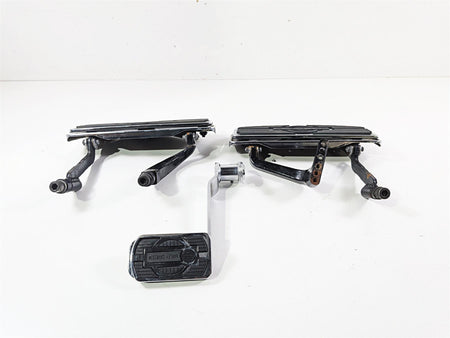 2000 Harley Touring FLHRCI Road King Front Rider Floor Board Set 50622-83C {{ shop.shopifyCountryName }} - Mototech271