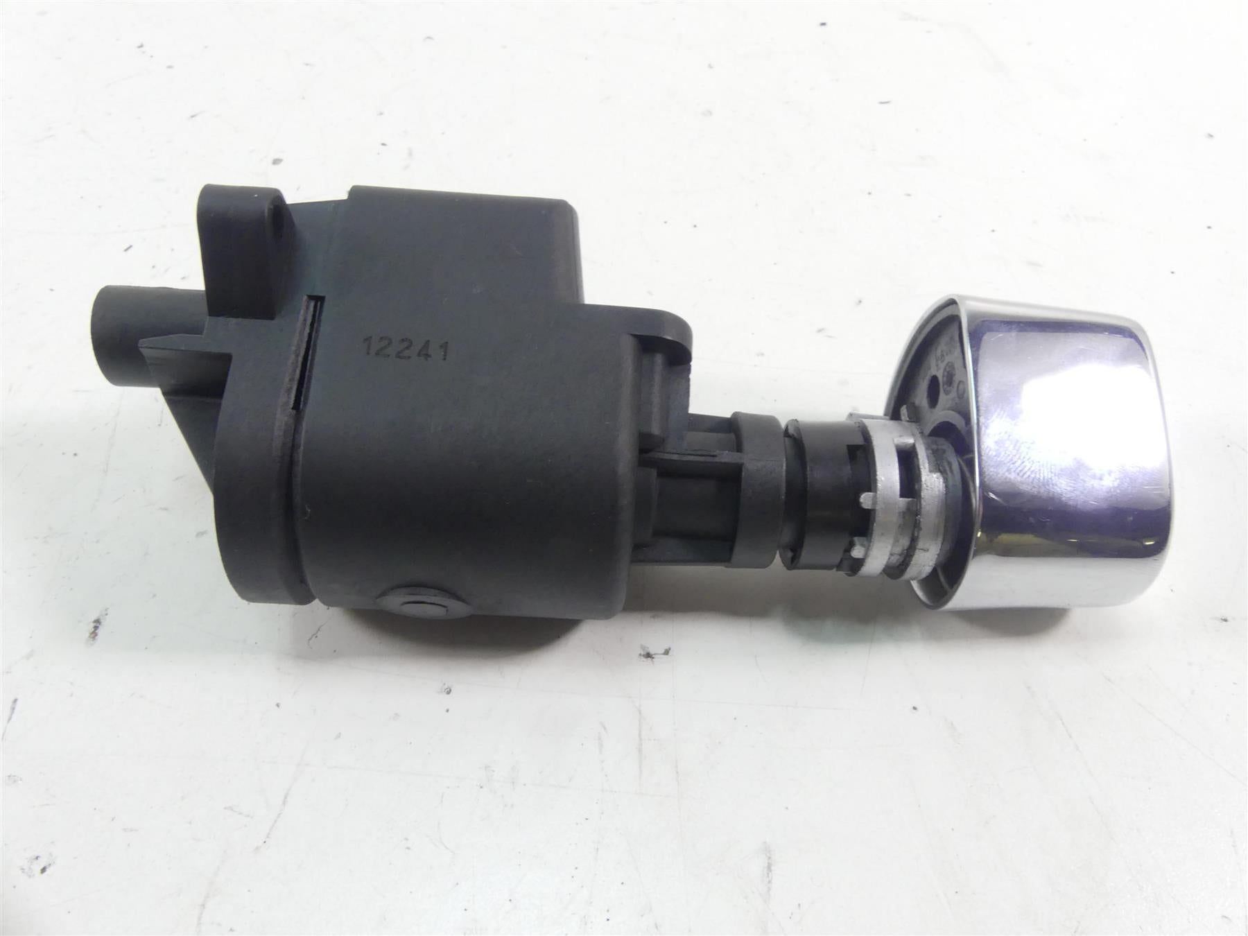 2013 Harley Touring FLHTK Electra Glide Ignition Switch No Key - Vin 71572-06 {{ shop.shopifyCountryName }} - Mototech271