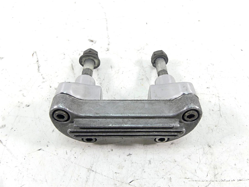 1979 Harley Sportster XLS1000 Roadster Handlebar Mount Riser 55902-79 55900-79 {{ shop.shopifyCountryName }} - Mototech271